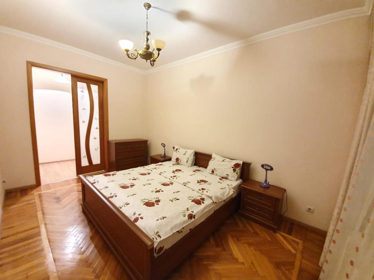 Grand Ultracentral Apartments Stefan Cel Mare In The Heart Of Chişinău Extérieur photo